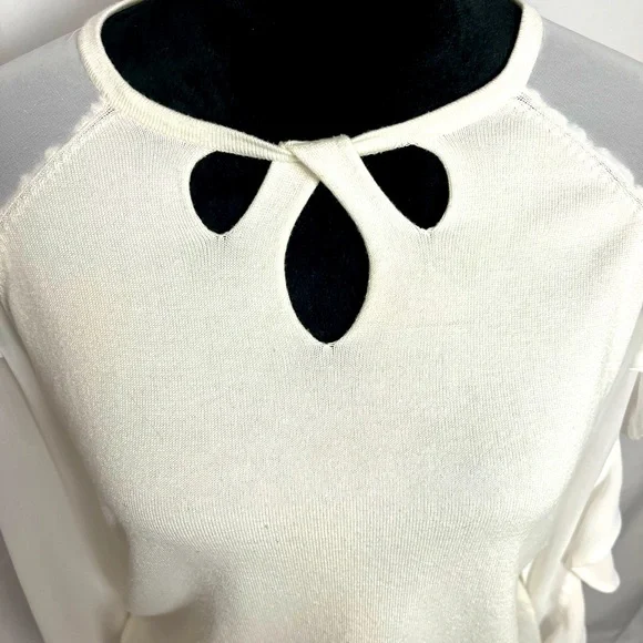 Allegra Gold sweater with cut out and sheer mermaid sleeves - Picture 2 of 9